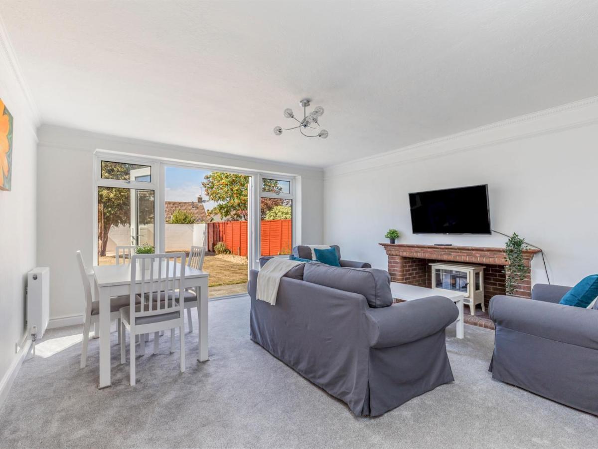 Pass The Keys Lovely Ground Floor Flat With Large Garden Chichester Exterior photo